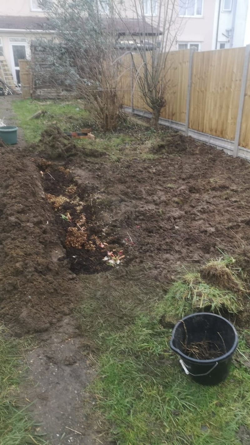 Mix Organic Matter Into Heavy Clay Mix Organic Matter Into Heavy Clay