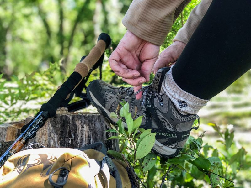 Protect Yourself While Gardening Protect Yourself While Gardening