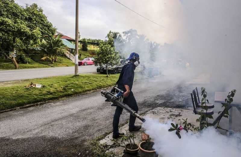 The Fogging Mistake That Buys A Few Hours And Little Else