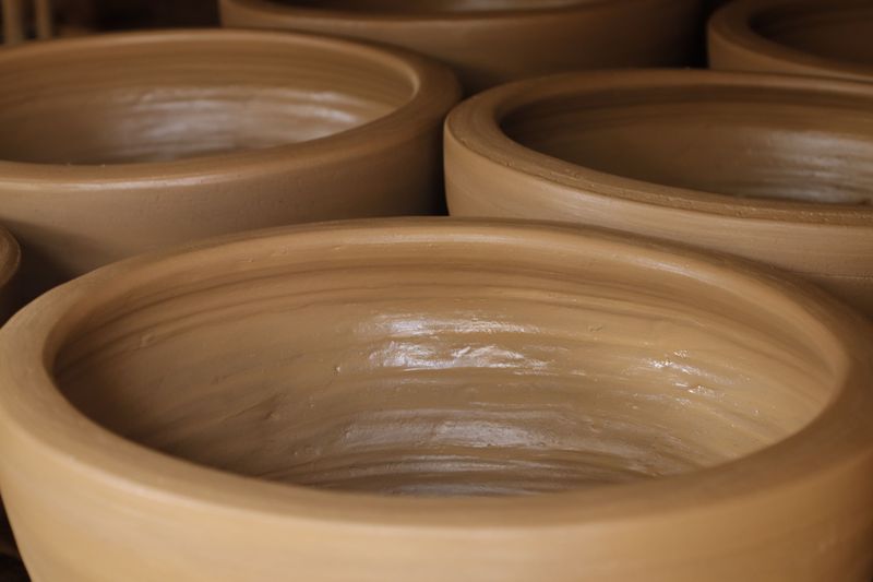 Wash The Pots Until They Look New Again Wash The Pots Until They Look New Again