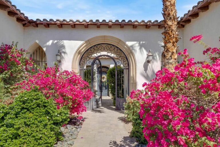 Is Bougainvillea Right for Your Front Walkway? A Practical Arizona Guide