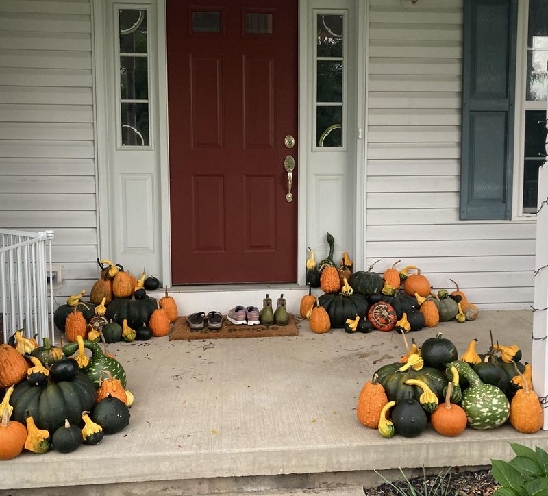 A Porch Display That Lasts Until Halloween A Porch Display That Lasts Until Halloween