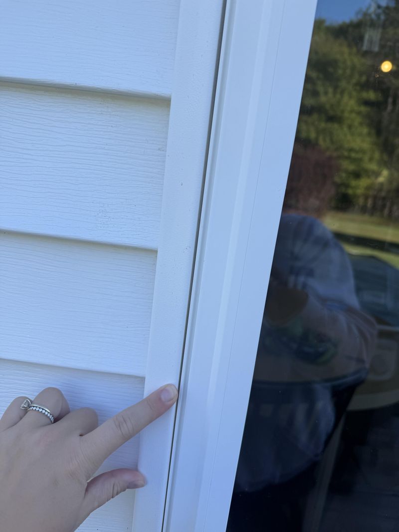 Check Your Siding For Tiny Entry Points Check Your Siding For Tiny Entry Points