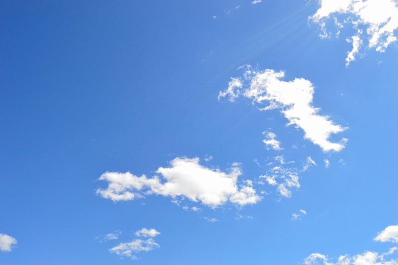 Clear Skies Let Daytime Heat Escape