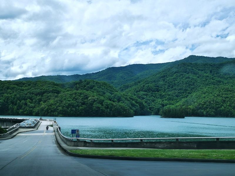 Fontana Lake Is The Largest Lake In Western North Carolina