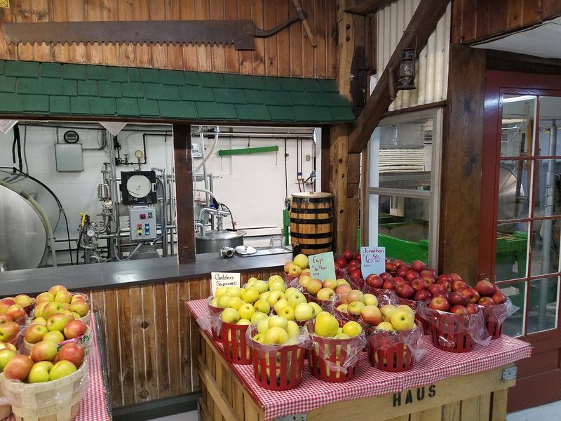 Haus Cider Mill, Canfield