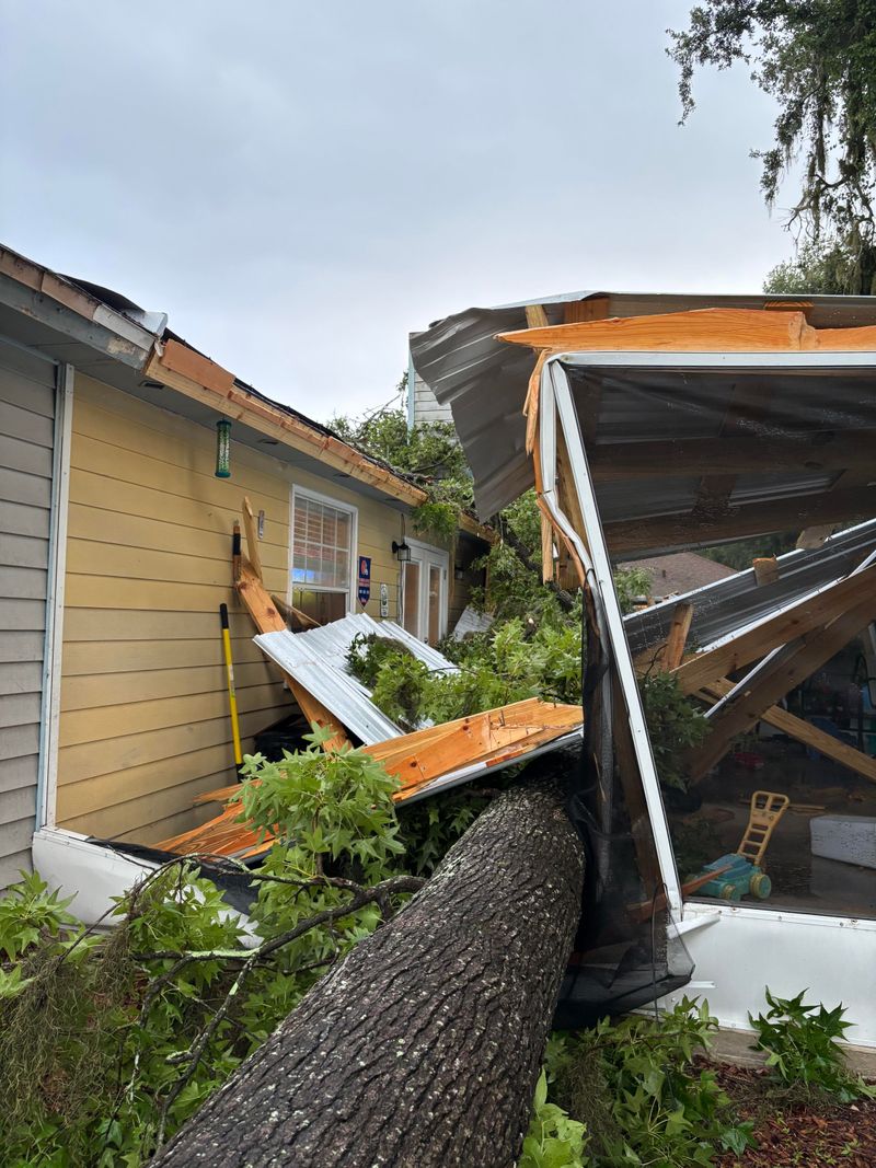 Hiring Door-Knocking Crews Without Proof Of Insurance Puts You At Risk