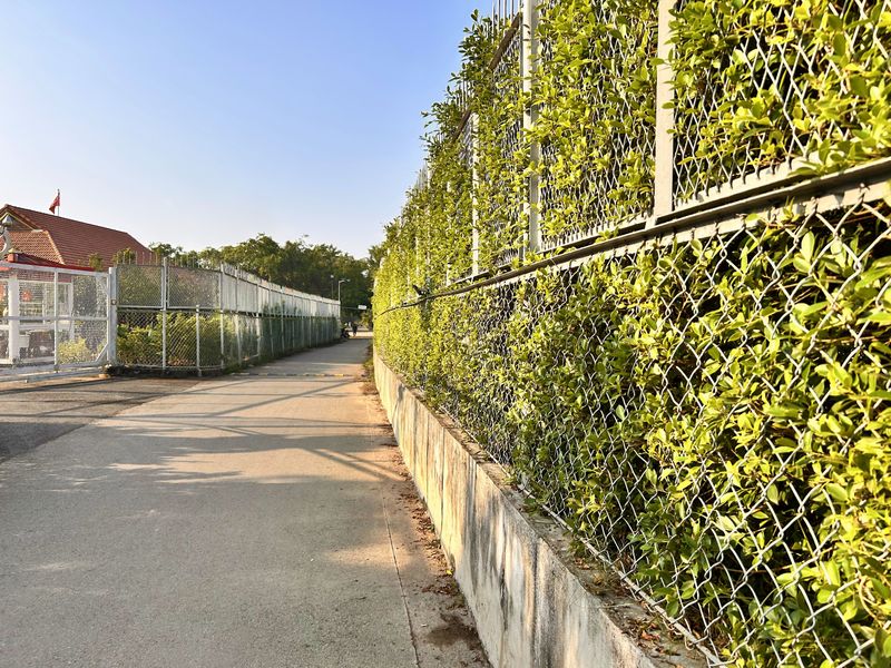 Install A Tall Perimeter Fence Install A Tall Perimeter Fence