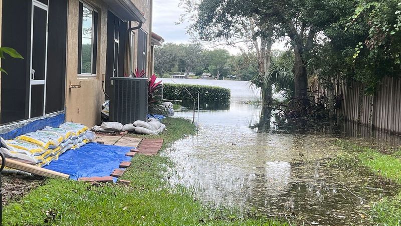 Retention Ponds Overflow Into Florida Neighborhoods Retention Ponds Overflow Into Florida Neighborhoods