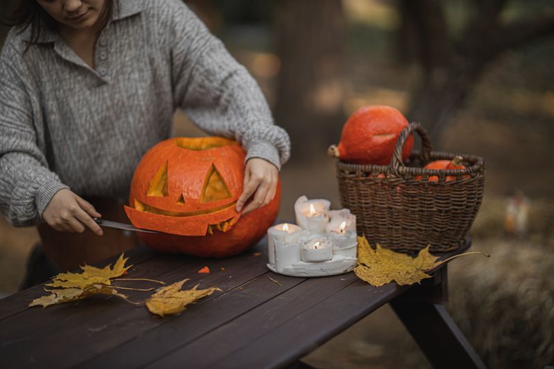 Time Your Carving Close To Halloween
