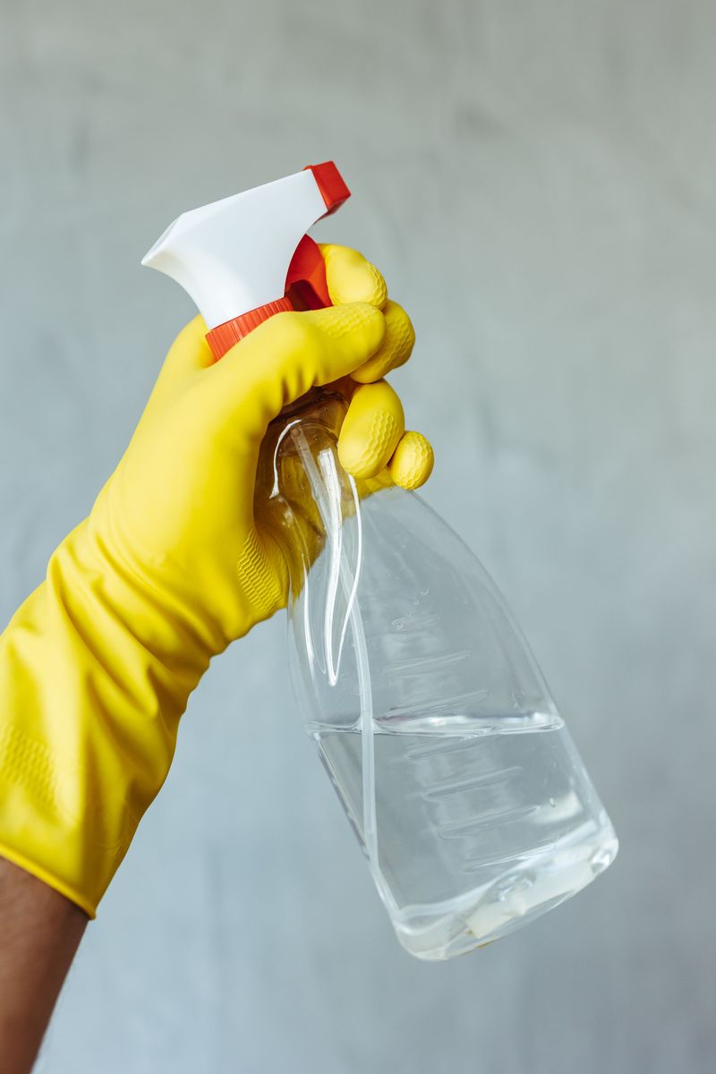 Vinegar Draws A Sour Line