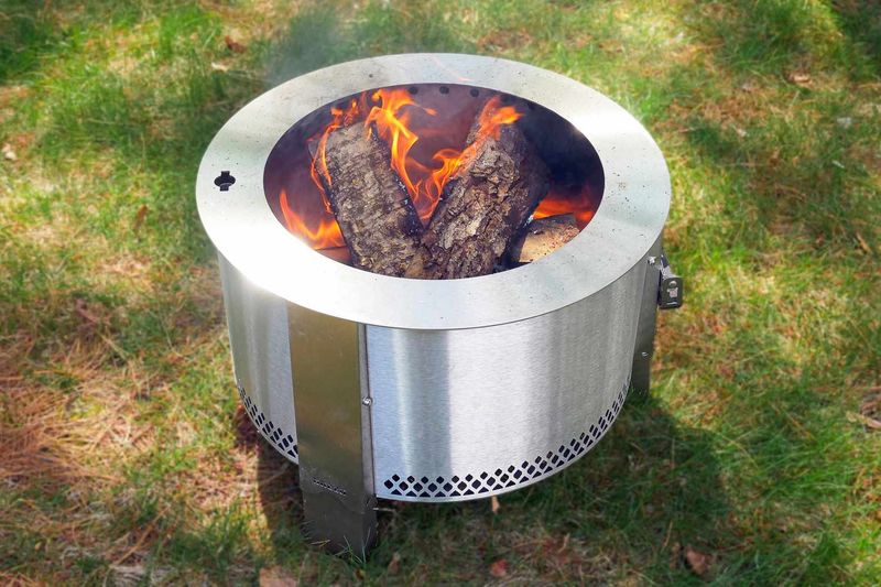 Wood-Burning Fire Pits And Backyard Burning Wood-Burning Fire Pits And Backyard Burning