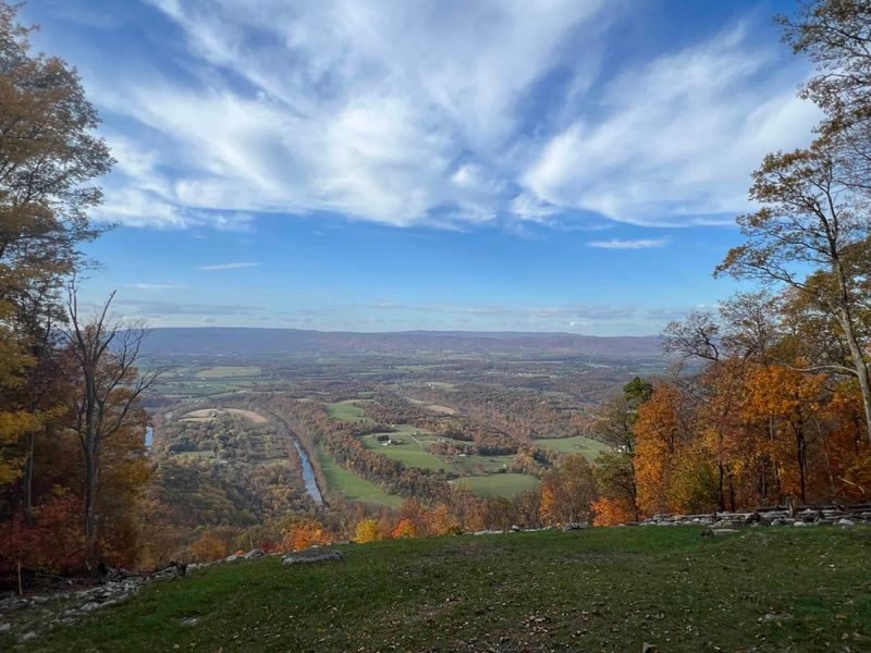 Woodstock For Seven Bends Views Woodstock For Seven Bends Views