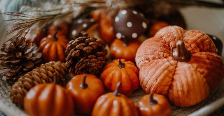 8 Thanksgiving Table Centerpieces You Can Make From Your Ohio Garden