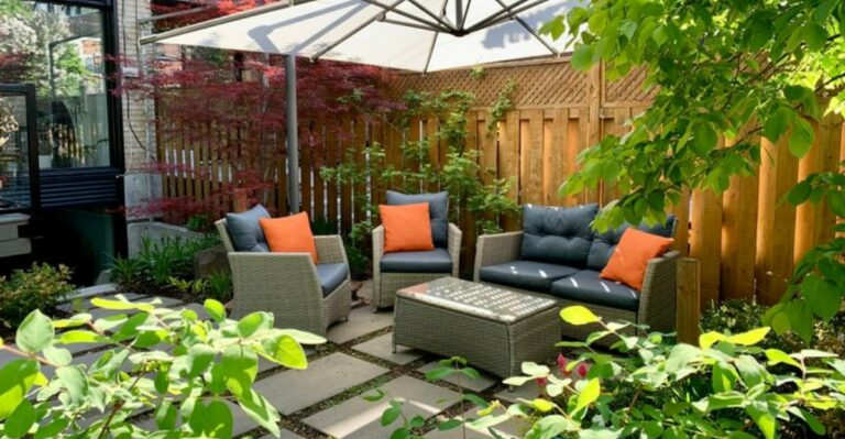 9 Ways To Turn Your New York Yard Into A Fall Outdoor Living Room